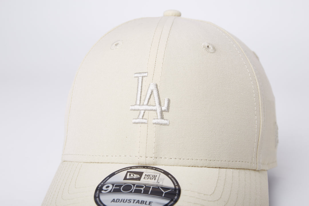 New Era หมวกรุ่น Los Angeles Dodgers Urban Outdoor Moth 9FORTY Cap