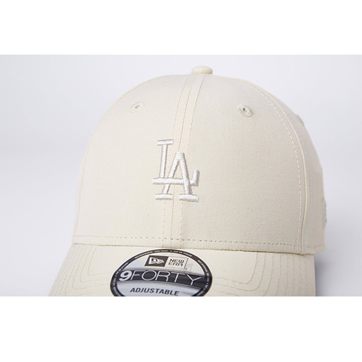New Era หมวกรุ่น Los Angeles Dodgers Urban Outdoor Moth 9FORTY Cap