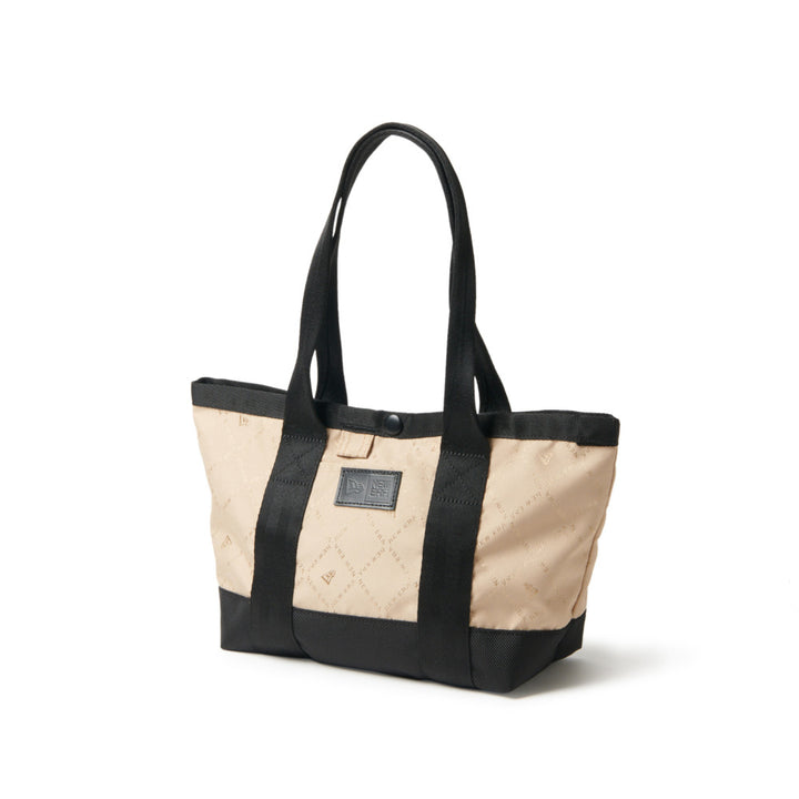 New Era กระเป๋ารุ่น New Era Core Sand 6L Tote Bag