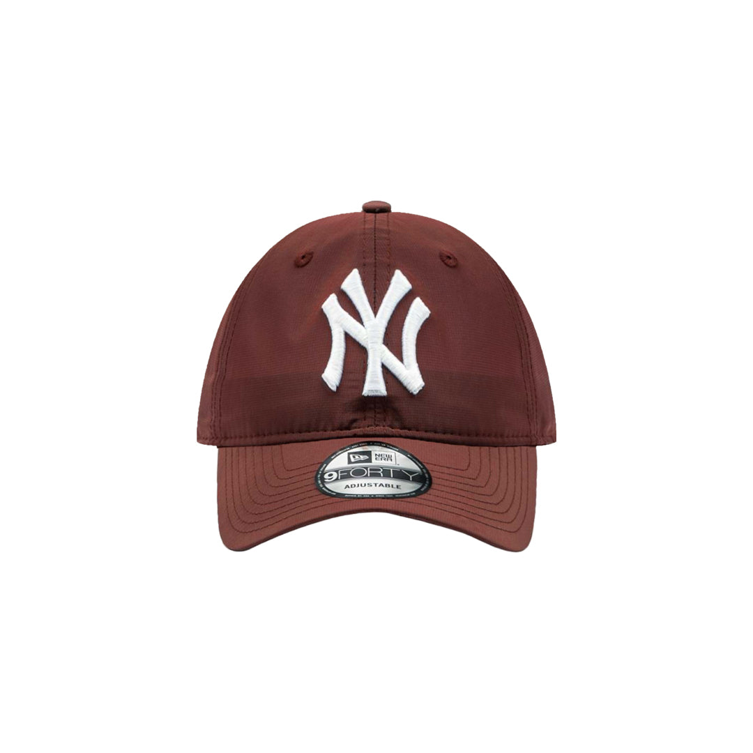 New Era หมวกรุ่น New York Yankees Metal Nylon Red 9Forty Unstructed Cap