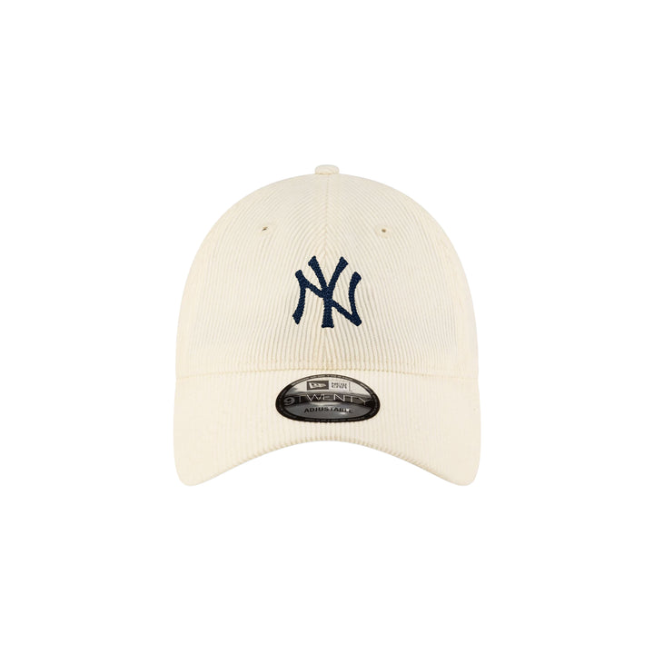 New Era หมวกรุ่น New York Yankees Chrome White 9TWENTY Cap