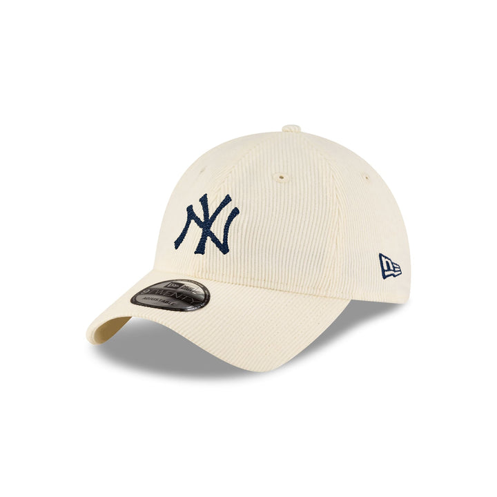 New Era หมวกรุ่น New York Yankees Chrome White 9TWENTY Cap