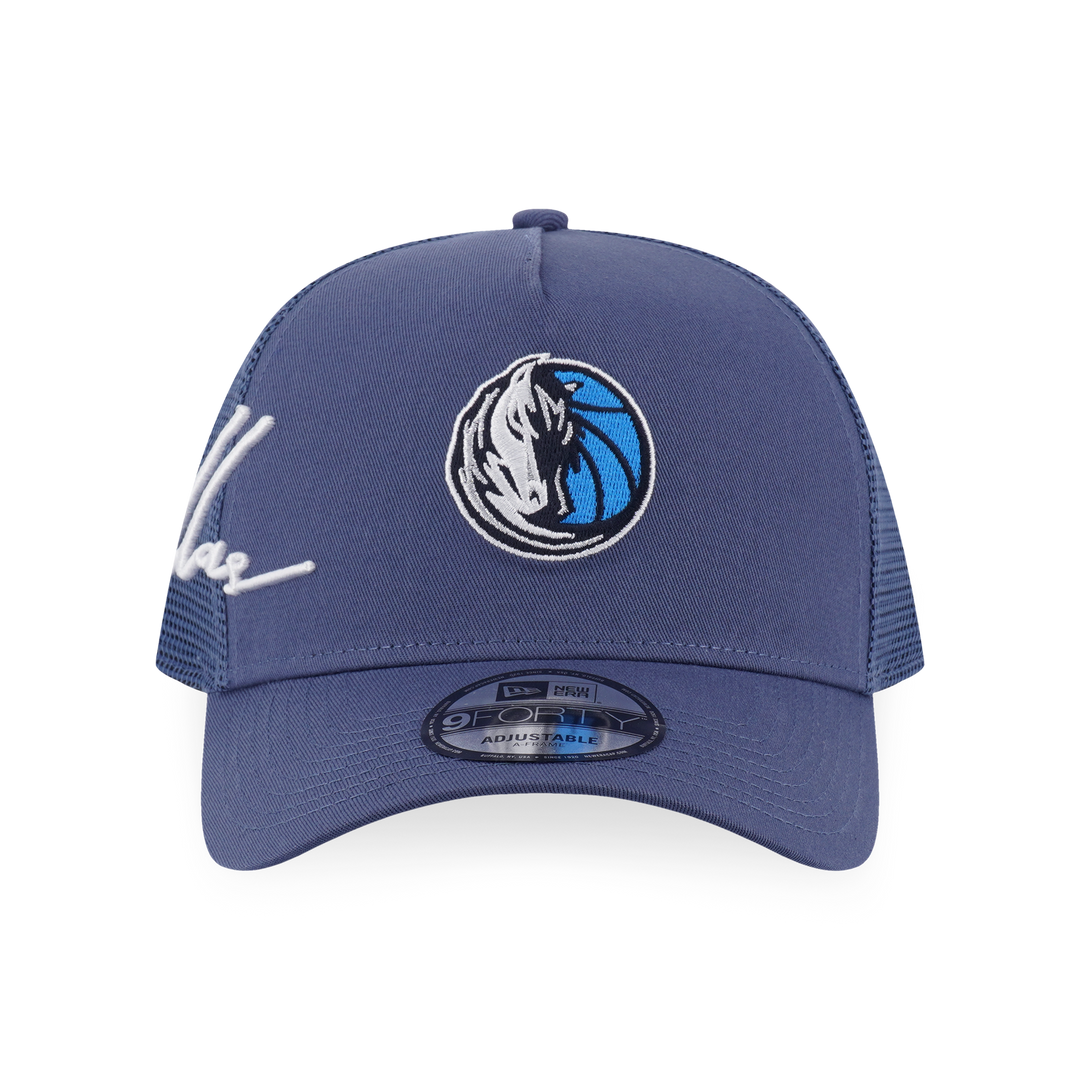 New Era หมวกรุ่น Dallas Mavericks Mix League Script Muted Indigo 9Forty Af Trucker Cap