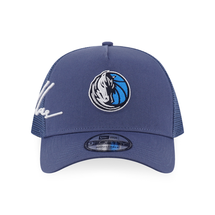 New Era หมวกรุ่น Dallas Mavericks Mix League Script Muted Indigo 9Forty Af Trucker Cap