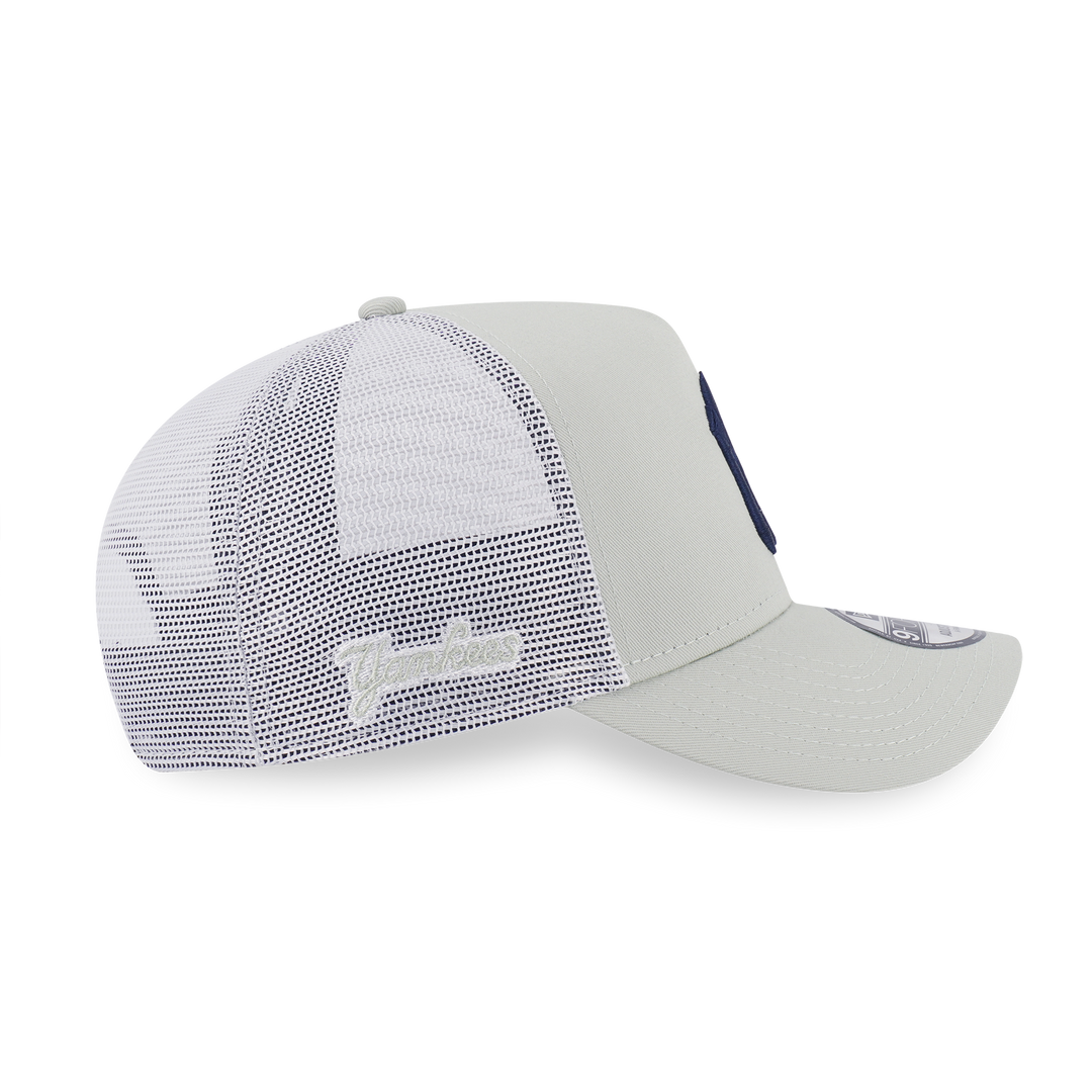 New Era หมวกรุ่น New York Yankees Color Era 2-Tone 9Forty Af Trucker Cap