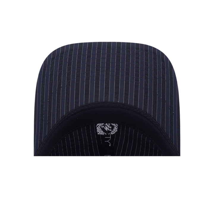 New Era หมวกรุ่น New Era Street Class Navy Stripe 9Forty Unst Cap