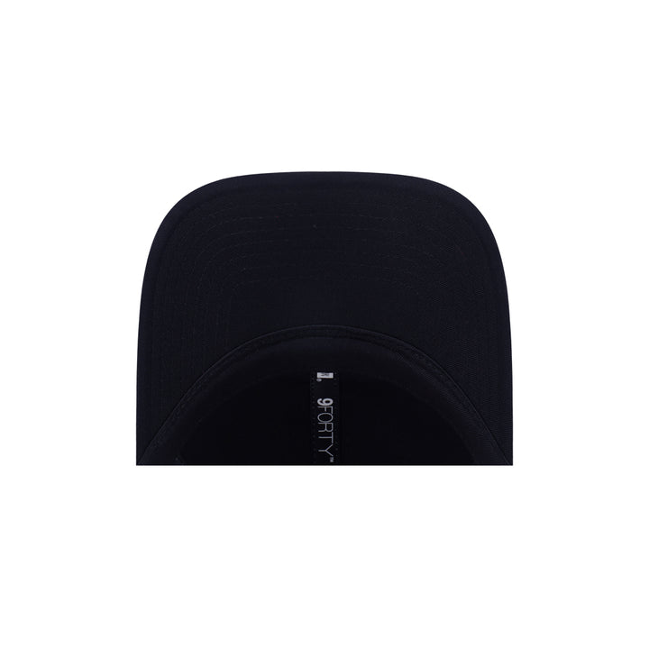 New Era หมวกรุ่น New Era Metal Copper Chrome White 9Forty Cap