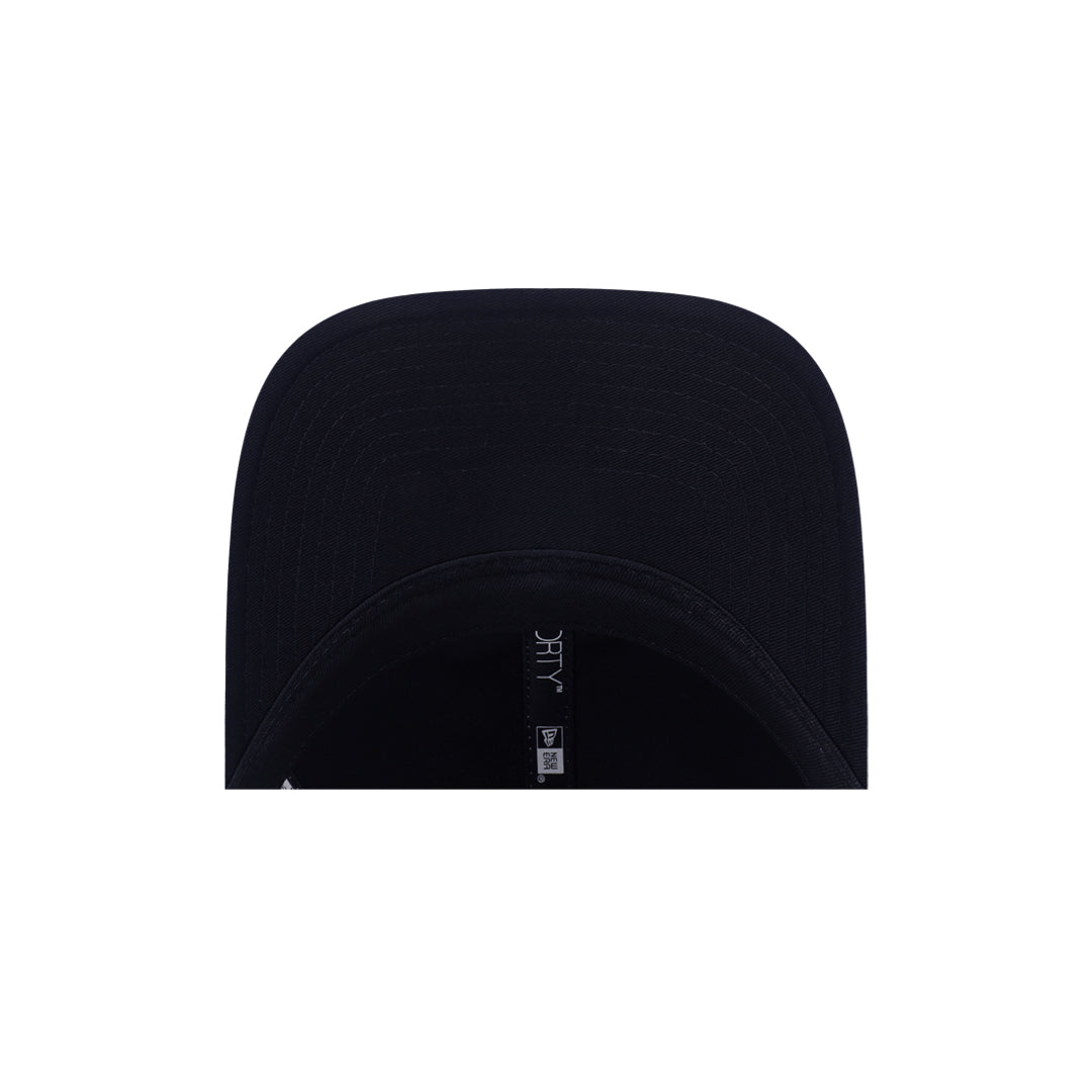 New Era หมวกรุ่น New Era Metal Copper Chrome White 9Forty Cap