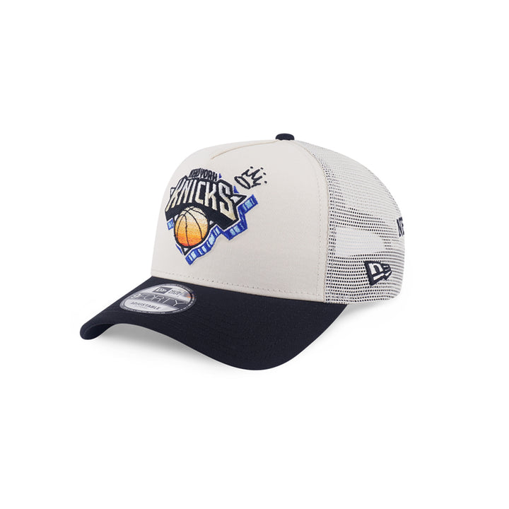New Era หมวกรุ่น New York Knicks League Mix Chrome White 9Forty Af Trucker Cap