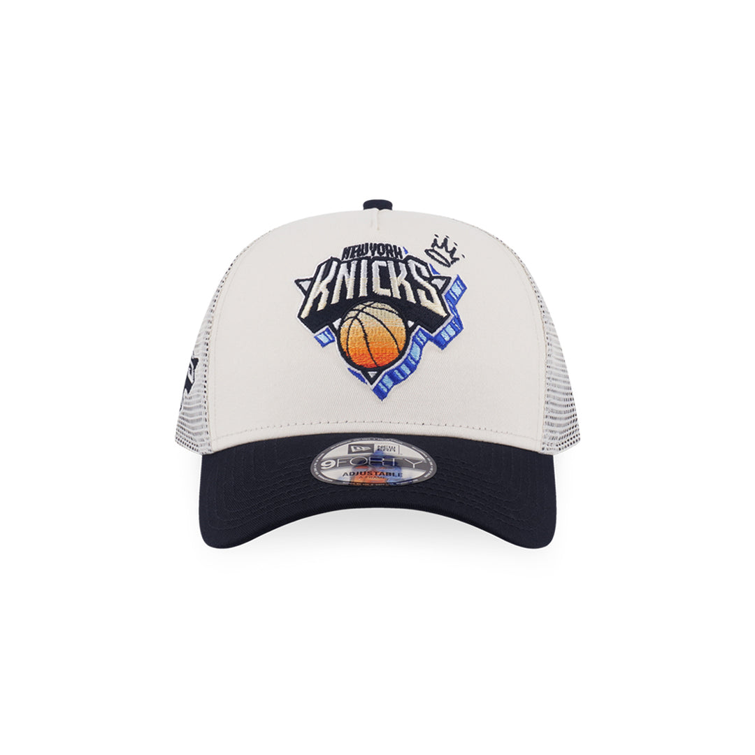 New Era หมวกรุ่น New York Knicks League Mix Chrome White 9Forty Af Trucker Cap