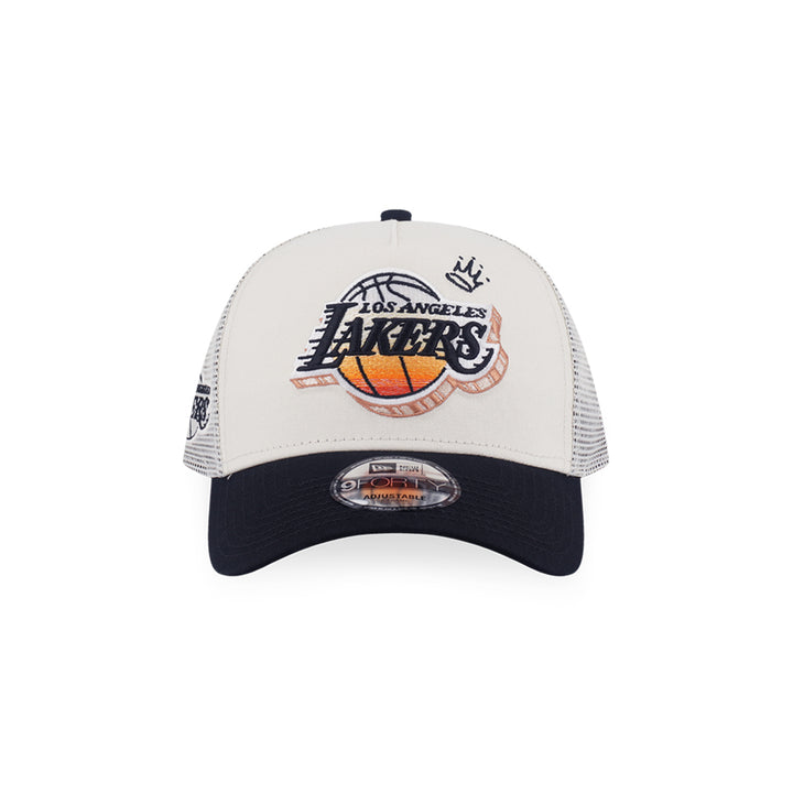 New Era หมวกรุ่น Los Angeles Lakers League Mix Chrome White 9Forty Af Trucker Cap