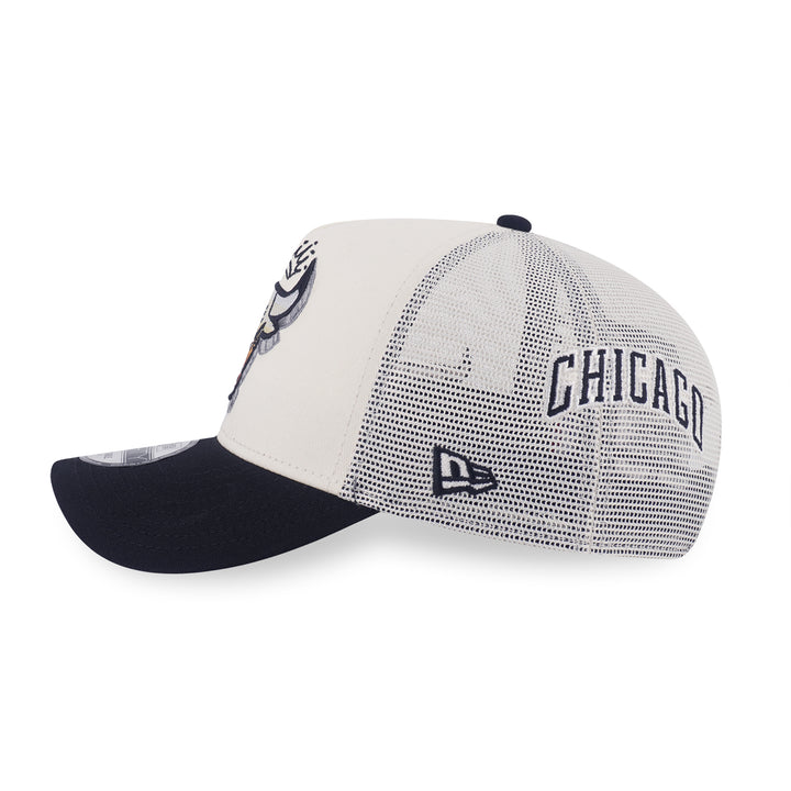 New Era หมวกรุ่น Chicago Bulls League Mix Chrome White 9Forty Af Trucker Cap