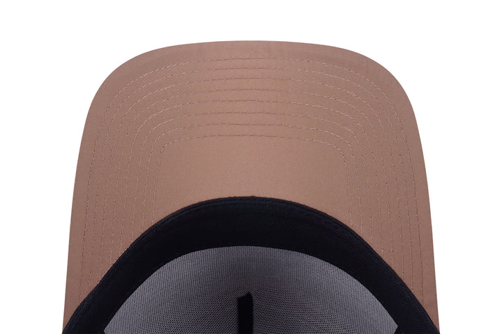 New Era หมวกรุ่น New York Yankees Metal Badge Khaki 9Forty Af Cap