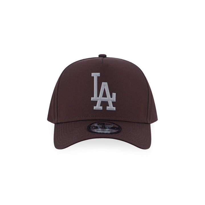 New Era หมวกรุ่น Los Angeles Dodgers Metal Badge Walnut 9Forty Af Cap