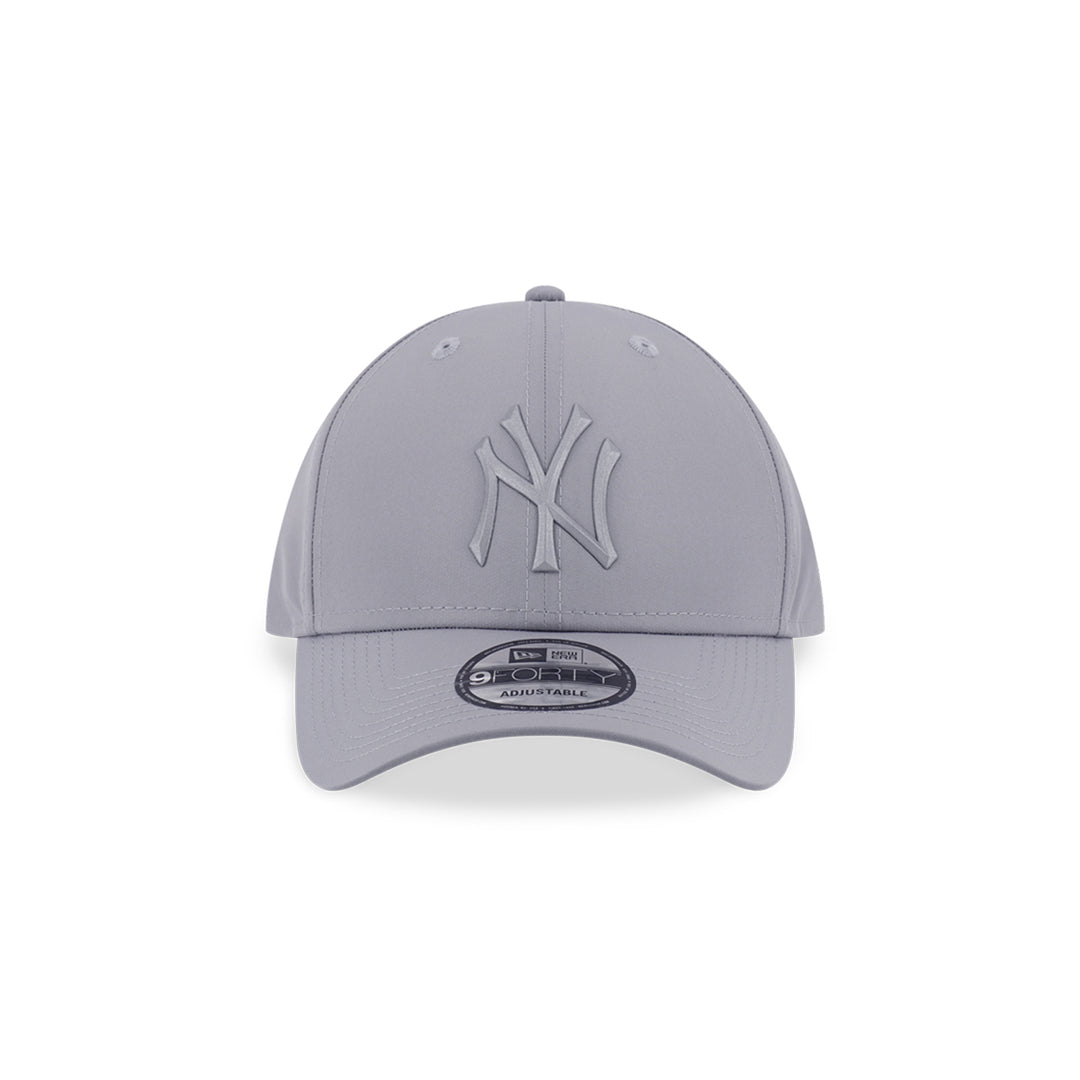 New Era หมวกรุ่น New York Yankees Metal Badge Gray 9Forty Cap