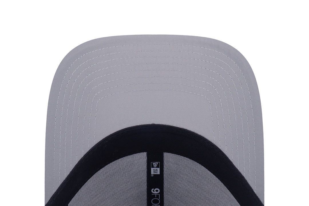 New Era หมวกรุ่น New York Yankees Metal Badge Gray 9Forty Cap