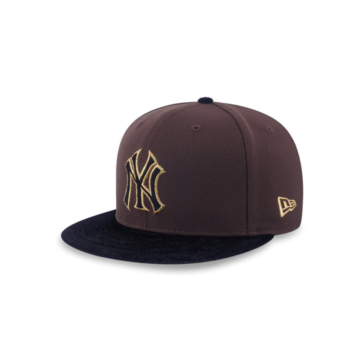 New Era หมวกรุ่น New York Yankees Year Of The Horse Walnut 59Fifty Cap