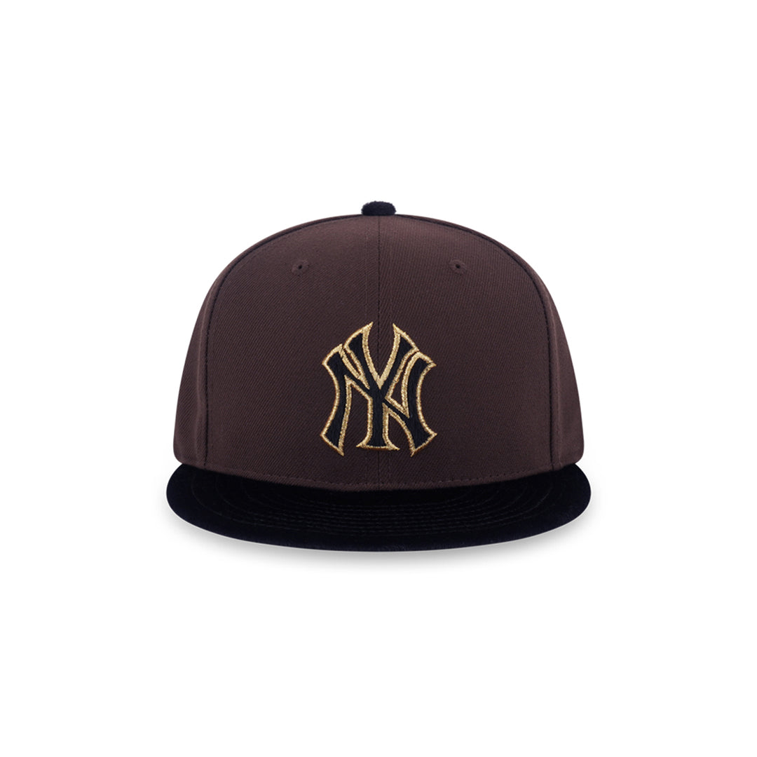 New Era หมวกรุ่น New York Yankees Year Of The Horse Walnut 59Fifty Cap