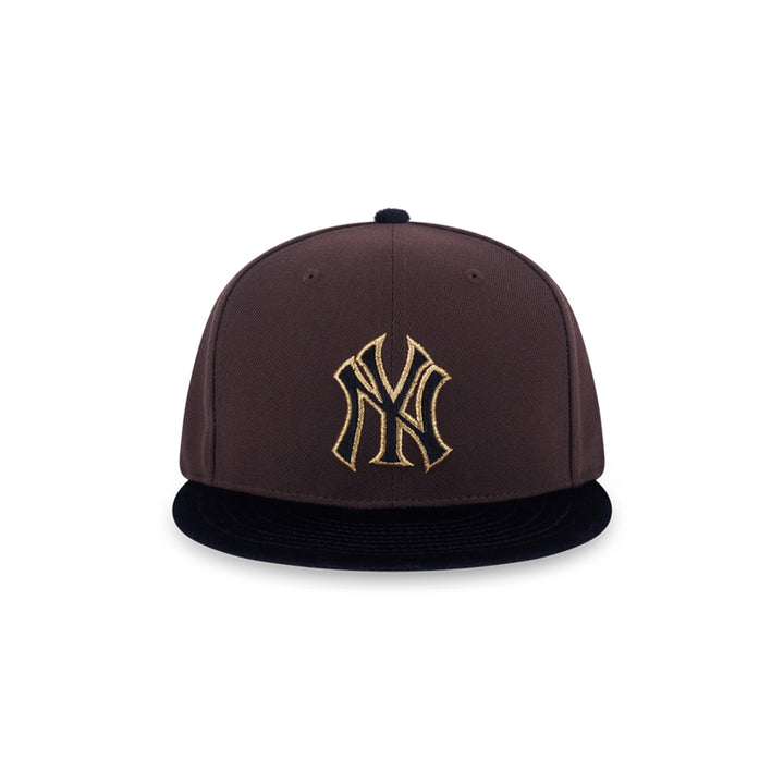 New Era หมวกรุ่น New York Yankees Year Of The Horse Walnut 59Fifty Cap