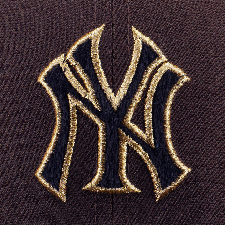 New Era หมวกรุ่น New York Yankees Year Of The Horse Walnut 59Fifty Cap