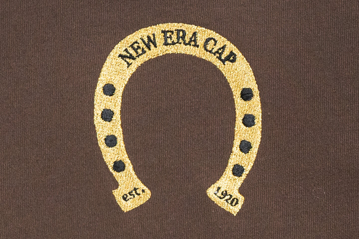 New Era เสื้อยืดแขนสั้นรุ่น New Era Year Of The Horse Walnut Short Sleeve T-Shirt