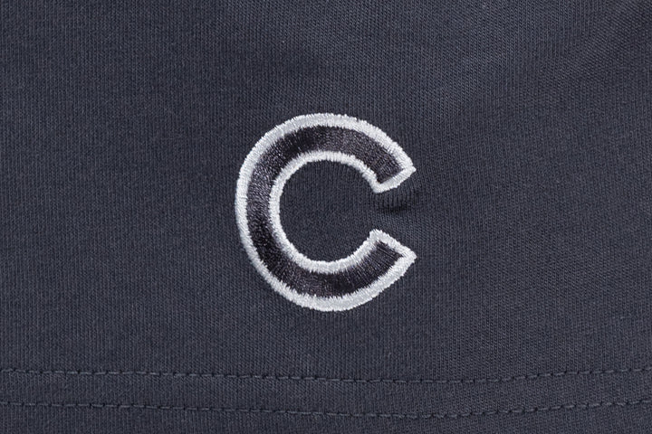 New Era เสื้อยืดแขนสั้นรุ่น Chicago Cubs Rebellious Resistance Graphite Short Sleeve T-Shirt