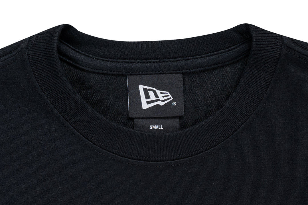 New Era เสื้อยืดแขนสั้นรุ่น Chicago Bulls League Mix Cartoon Black Short Sleeve T-Shirt