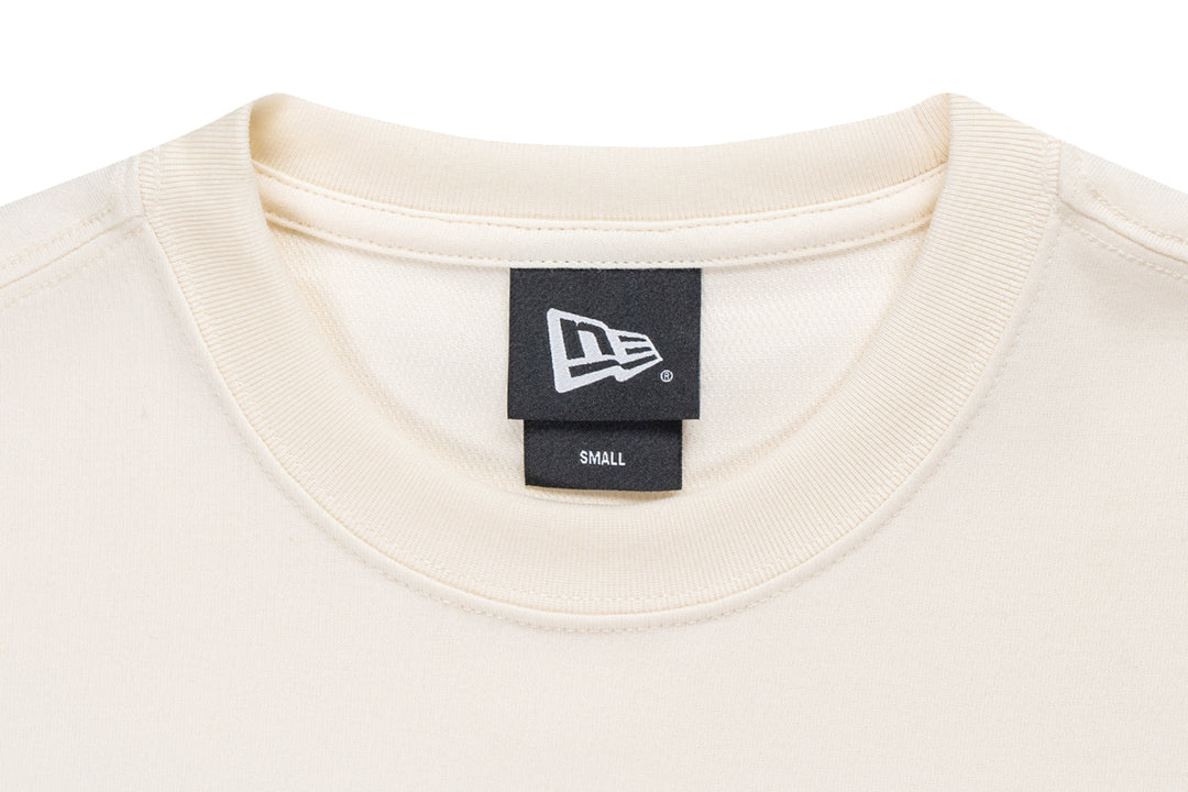 New Era เสื้อยืดแขนสั้นรุ่น New York Yankees Cosmic Craft Chrome White Short Sleeve T-Shirt