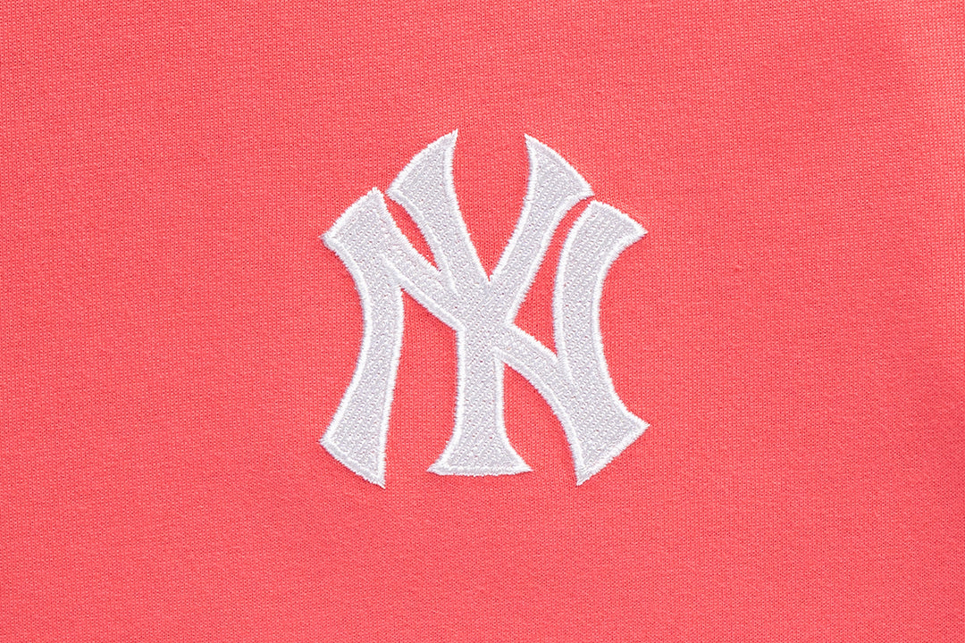 New Era เสื้อยืดแขนสั้นรุ่น 59Fifty Pack - Catchers New York Yankees Coral Short Sleeve T-Shirt