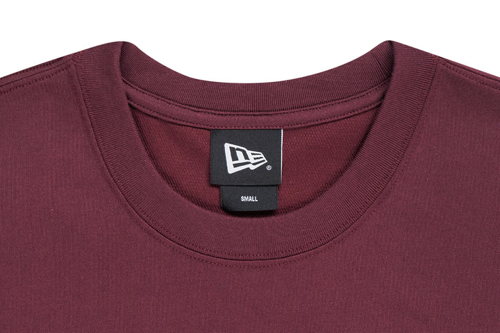 New Era เสื้อยืดแขนสั้นรุ่นNew Era Street Class Maroon Red Oversized Short Sleeve T-Shirt