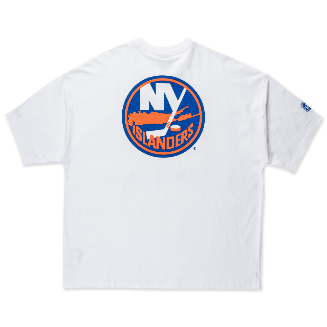 New Era เสื้อยืดแขนสั้นรุ่น Toronto Maple Leafs NhNew Era เสื้อยืดแขนสั้นรุ่น New York Islanders Nhl Team Logo White Oversized Short Sleeve T-Shirtl Team Logo White Oversized Short Sleeve T-Shirt (Copy)