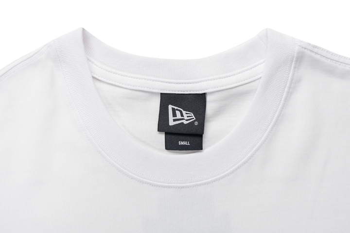 New Era เสื้อยืดแขนสั้นรุ่น Detroit Red Wings Nhl Team Logo White Oversized Short Sleeve T-Shirt