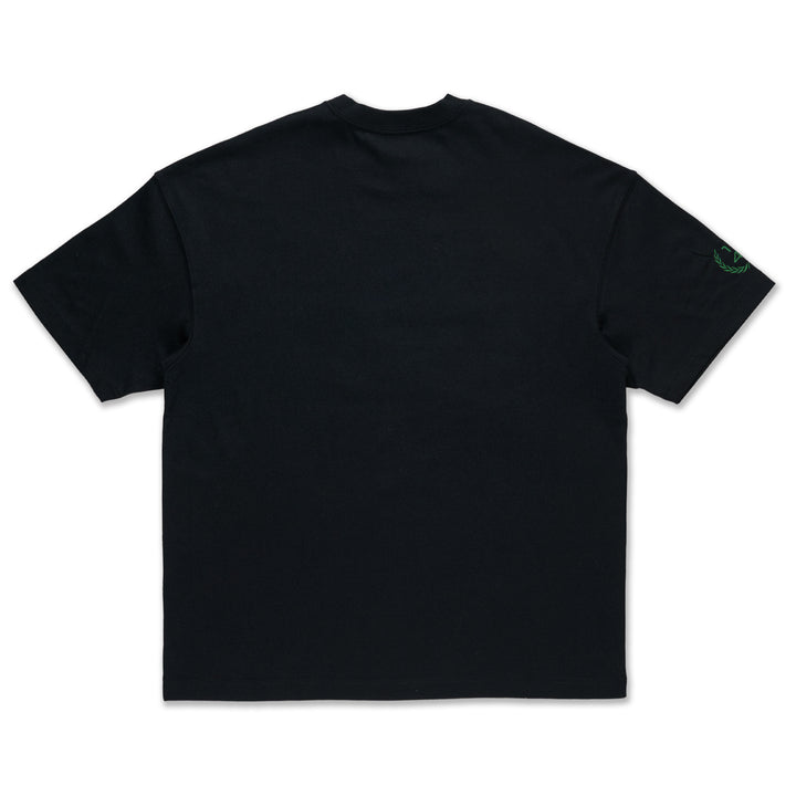New Era เสื้อยืดแขนสั้นรุ่น Boston Celtics Nba Racing Black Oversized Short Sleeve T-Shirt