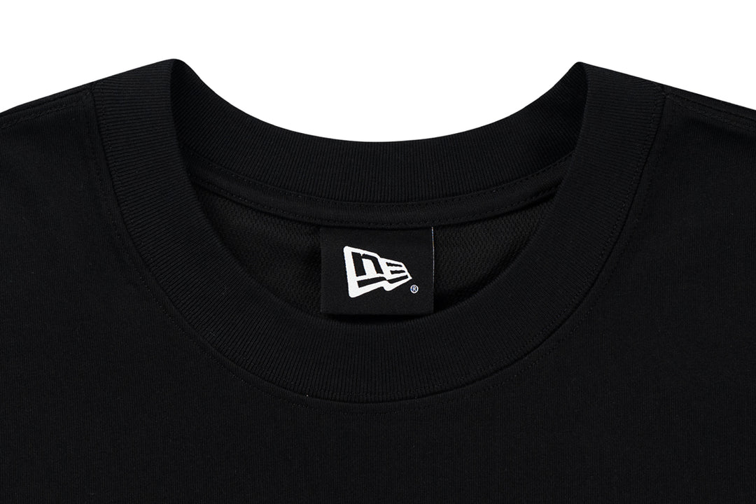 New Era เสื้อยืดแขนสั้นรุ่น Las Vegas Raiders Mix League Patch Black Oversized Short Sleeve T-Shirt