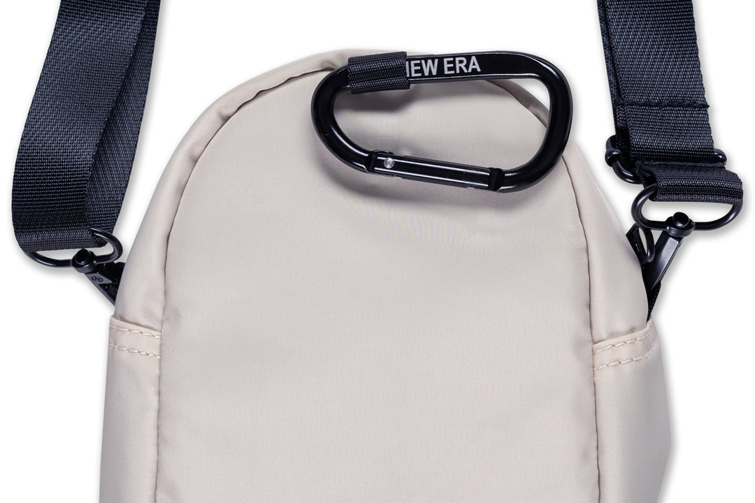 New Era กระเป๋ารุ่น New Era Street Class Beige Small Pouch