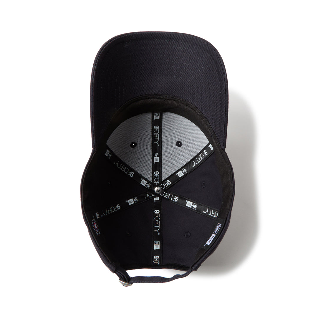 New Era หมวกรุ่น New York Yankees Rhinestone Navy 9Forty Cloth Strap Cap