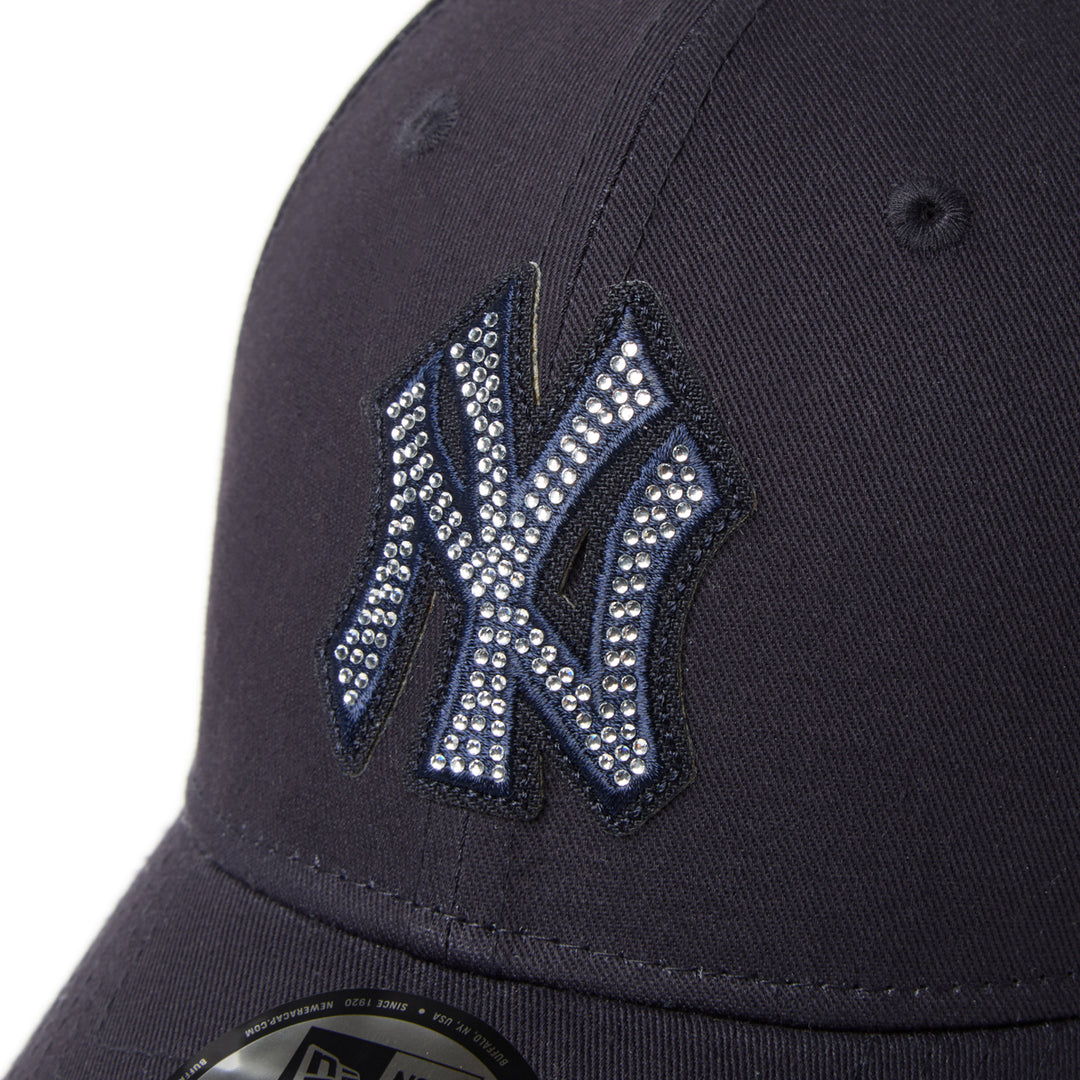 New Era หมวกรุ่น New York Yankees Rhinestone Navy 9Forty Cloth Strap Cap