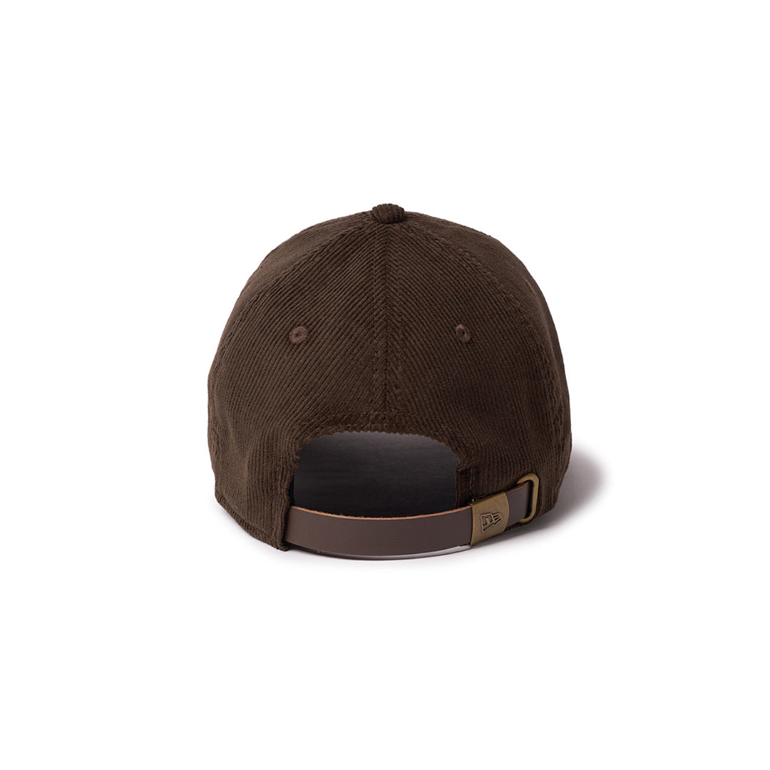 New Era หมวกรุ่น New Era Micro Corduroy Walnut 9Twenty Cap