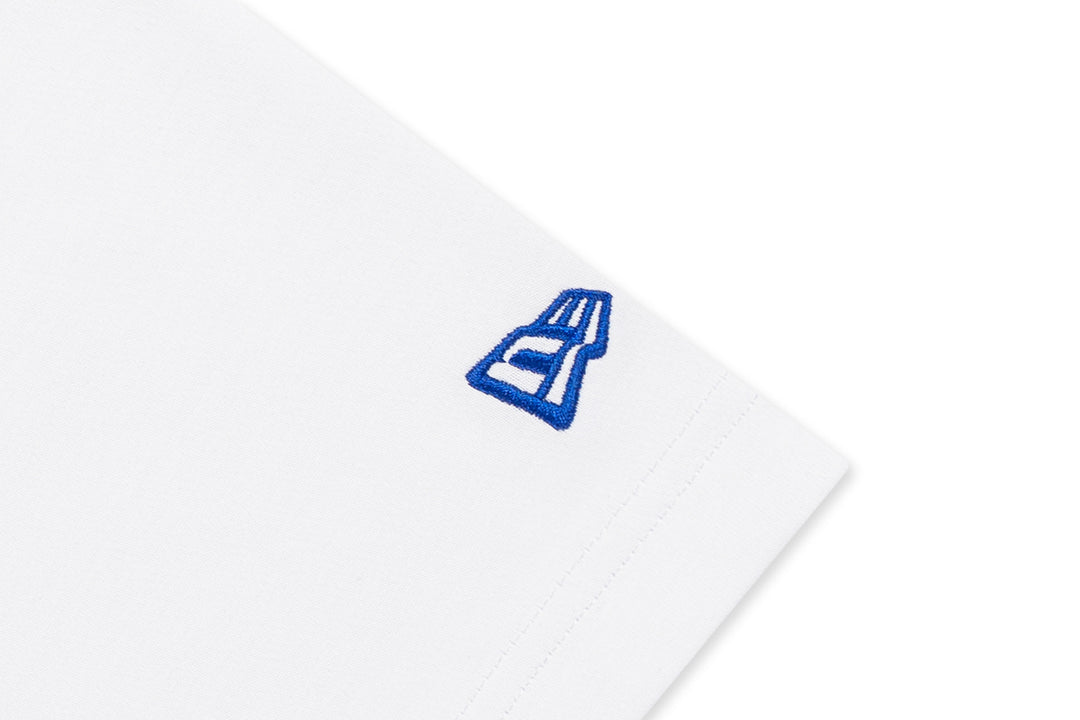 New Era เสื้อยืดแขนสั้นรุ่น New Era Soft Serve White Oversized Short Sleeve Tee