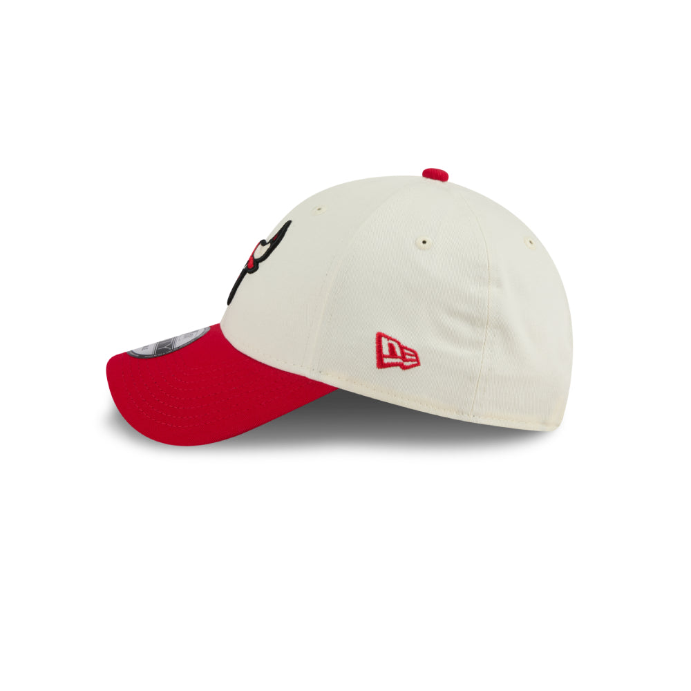 หมวกแก๊ป New Era รุ่น Chicago Bulls League Mix Game Day 2-Tone Scarlet Red Visor Chrome White 9Forty Cap