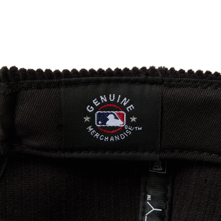 New Era หมวกรุ่น Pittsburgh Pirates Corduroy Black 9Twenty Cap