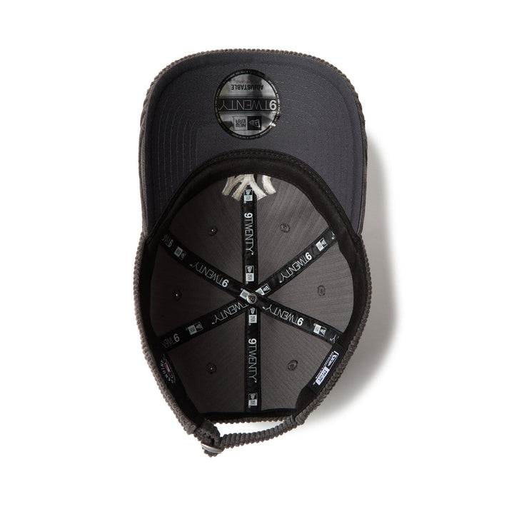 New Era หมวกรุ่น New York Yankees Corduroy Gray 9Twenty Cap