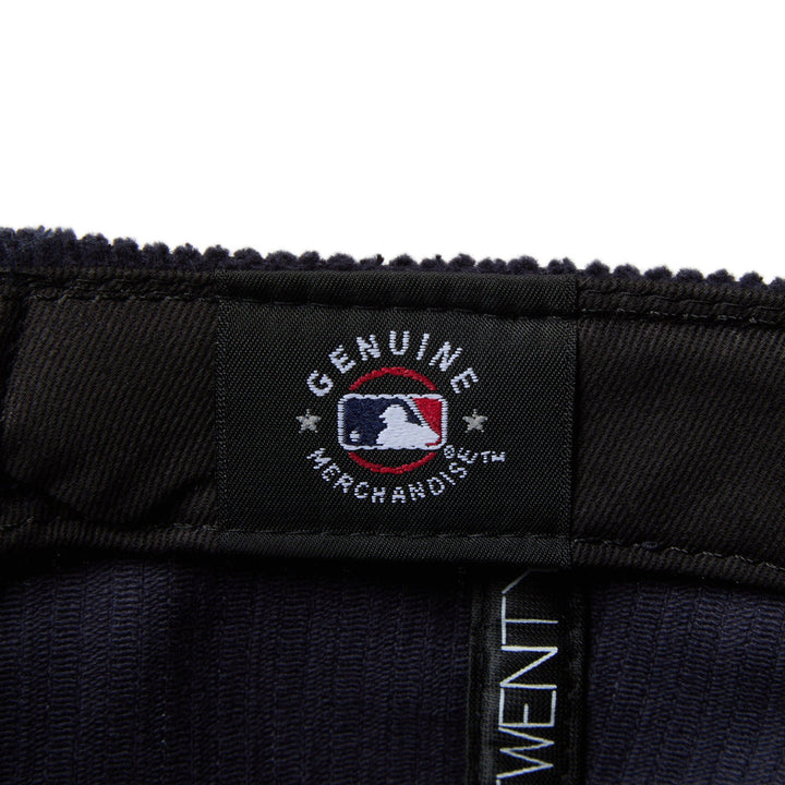 New Era หมวกรุ่น Atlanta Braves Corduroy Navy And Black 9Twenty Capp