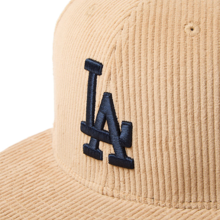 New Era หมวกรุ่น Los Angeles Dodgers Corduroy Beige 59Fifty Cap