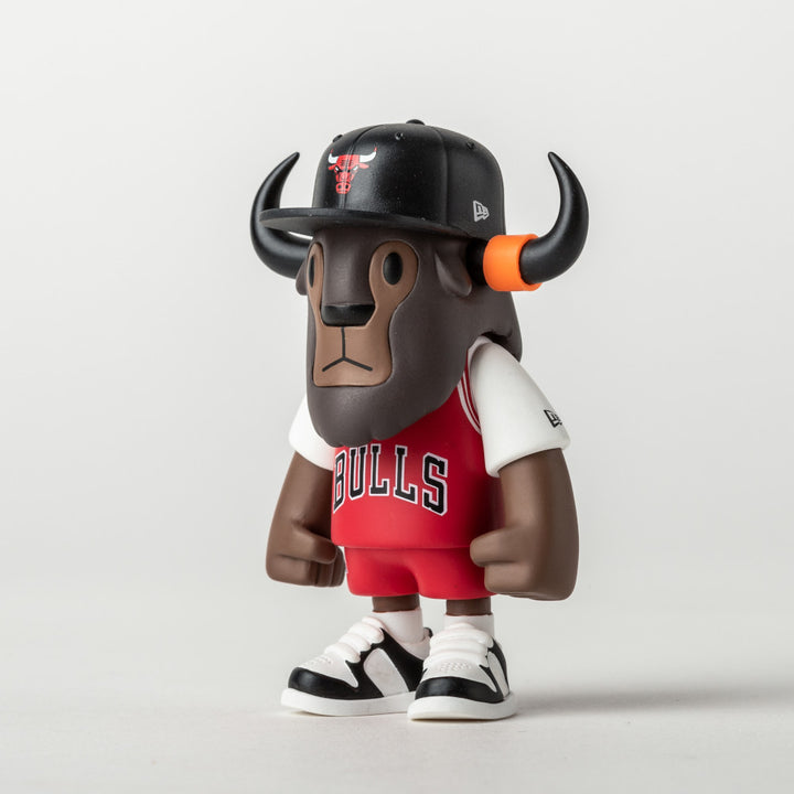 New Era ฟิกเกอร์รุ่น CHICAGO BULLS  NBA MINI BUFFALO RED FIGURE