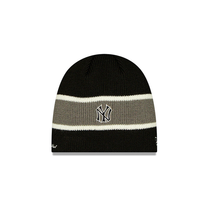 New Era หมวกรุ่น New Era X Thisisneverthat New York Yankees Black Knit Medium Cap