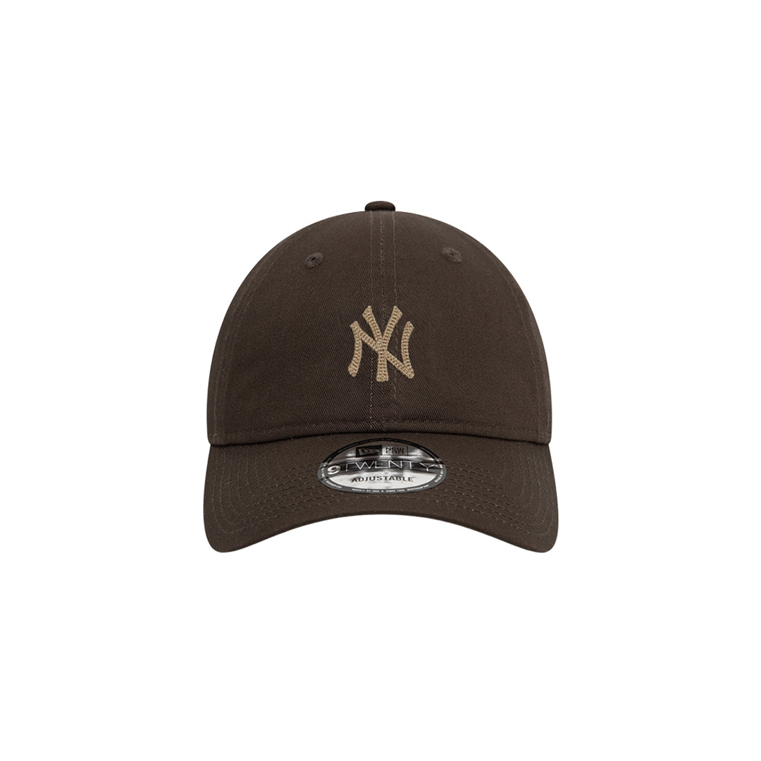 New Era หมวกรุ่น New York Yankees Walnut 9Twenty Cap