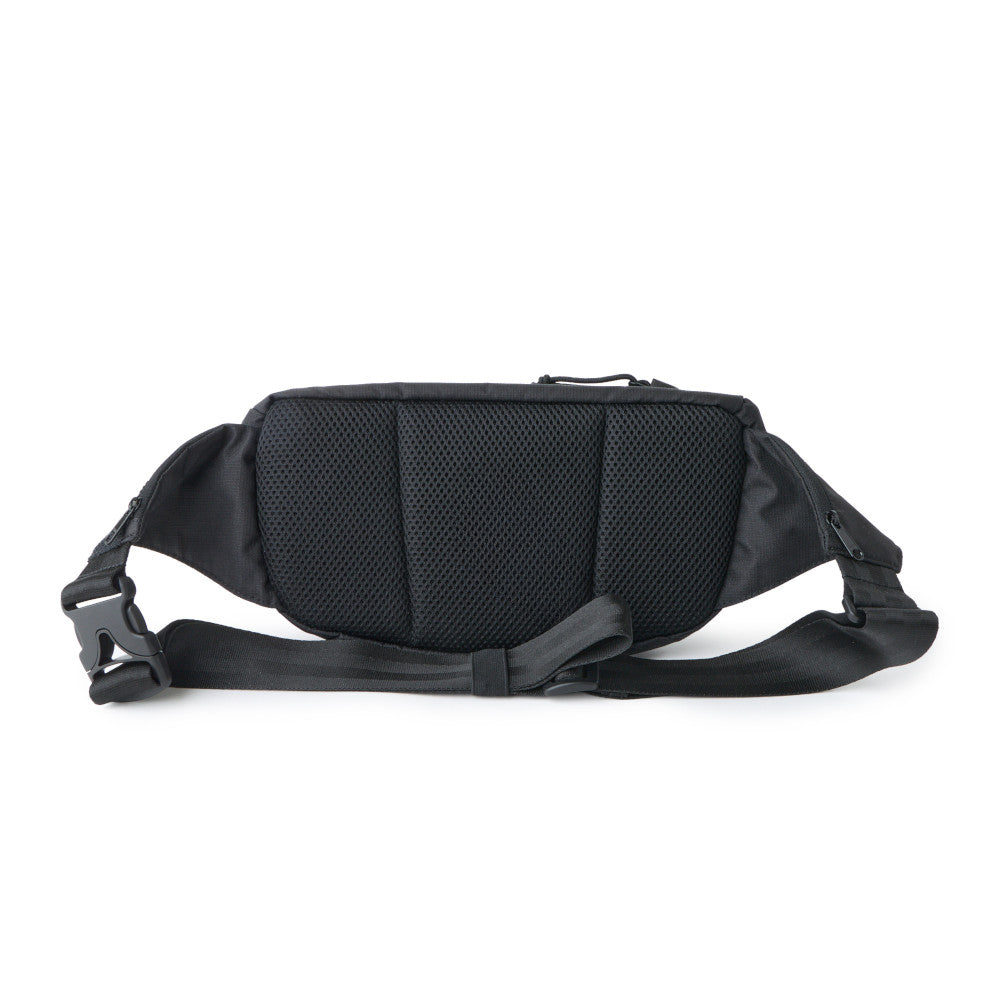 New Era กระเป๋า รุ่น NEW ERA CORE BLACK EXPLORER WAIST BAG