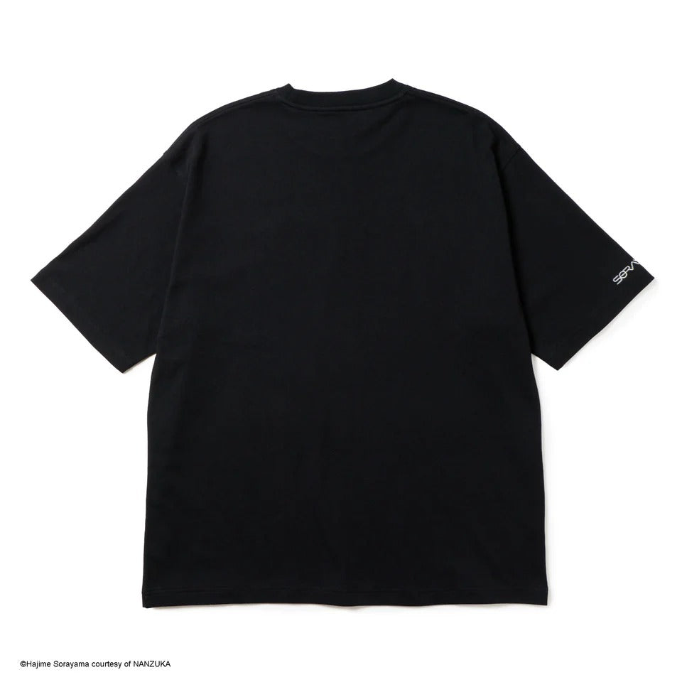 New Era เสื้อยืดแขนสั้นรุ่น New Era X Hajime Sorayama TPU Logo Black Short Sleeve T-Shirt