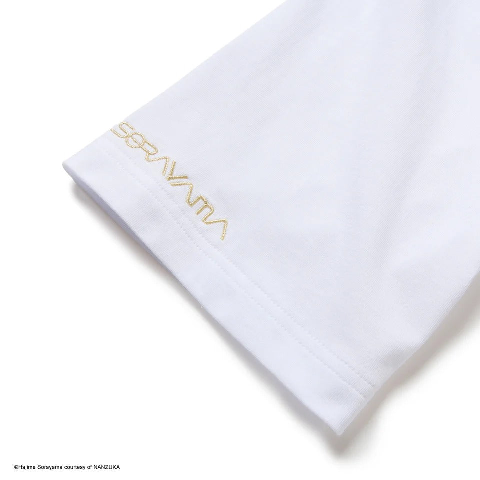 New Era เสื้อยืดแขนสั้นรุ่น New Era X Hajime Sorayama TPU Logo White Oversized Short Sleeve T-Shirt